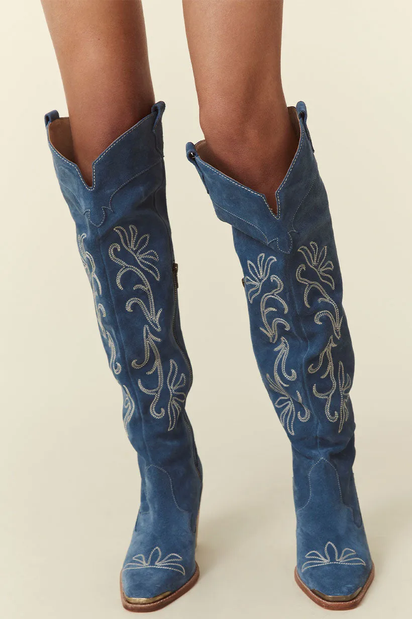 Cabana Knee High Boot --> Chic Knee High Boots