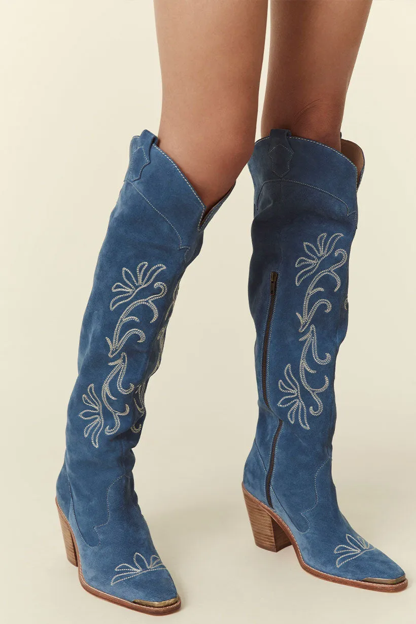 Cabana Knee High Boot --> Chic Knee High Boots