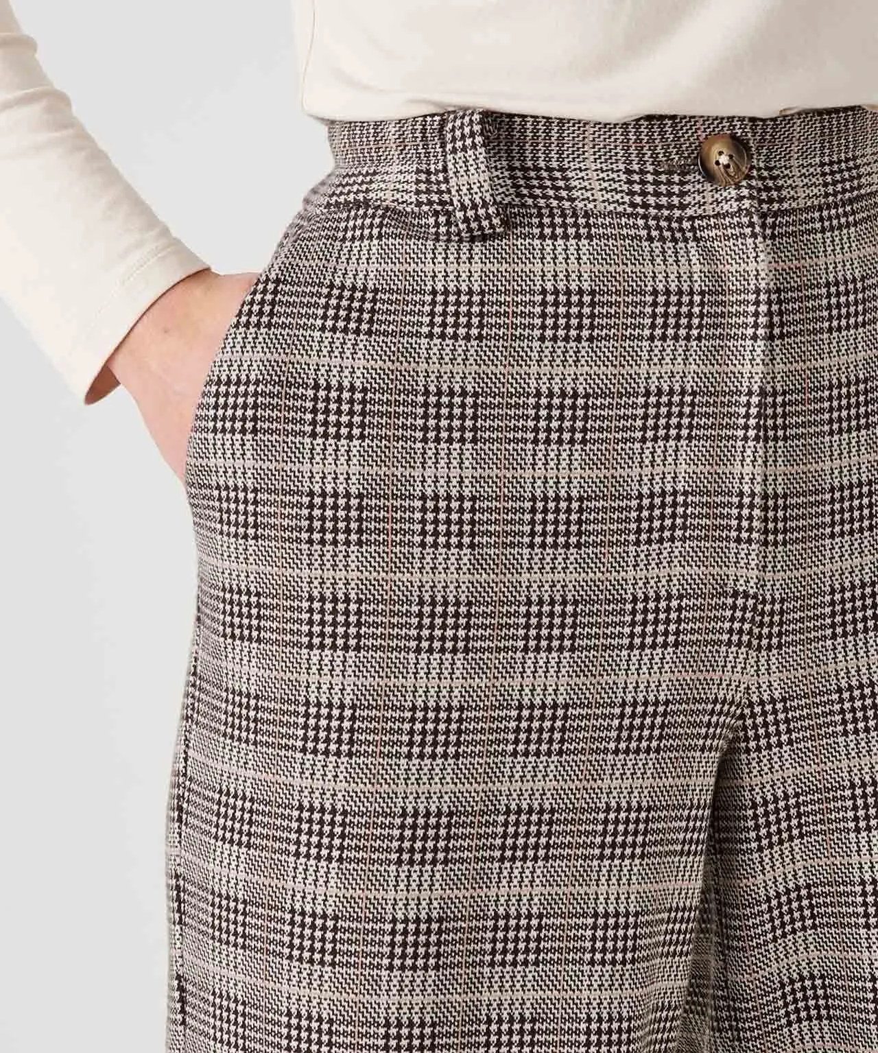 checkered knit cropped trousers