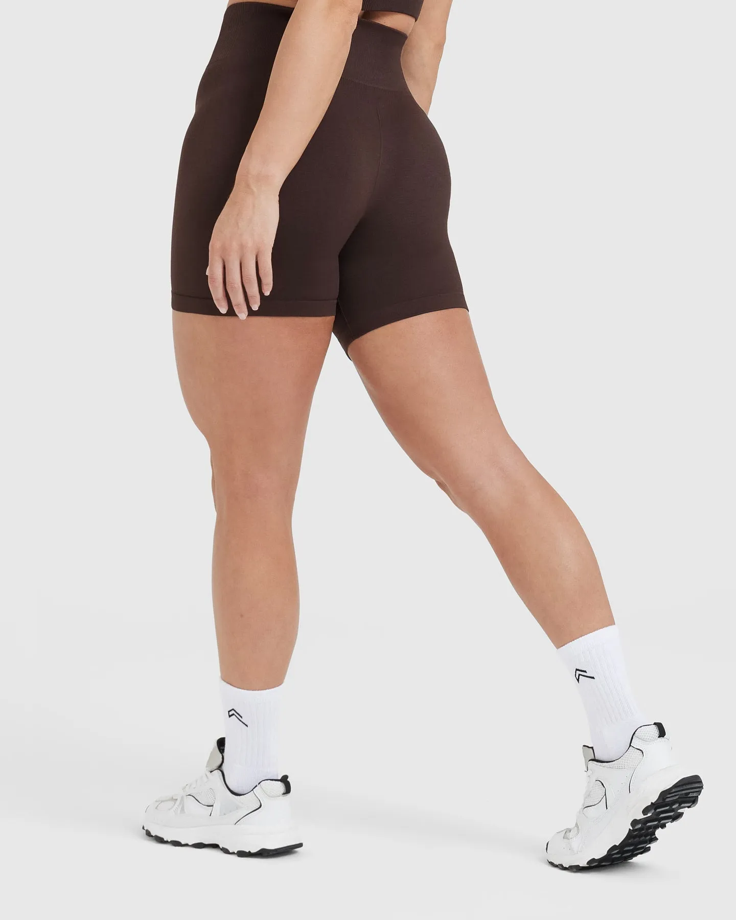 70% Cocoa Marl Classic Seamless 2.0 Mid Shorts