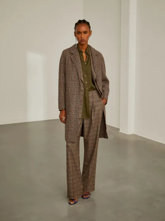 Long Coat with Houndstooth Pattern