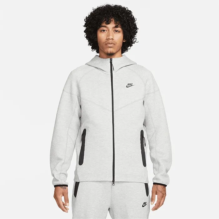 Nike Tech Fleece Full-Zip Windrunner Hoodie | Stirling Sports