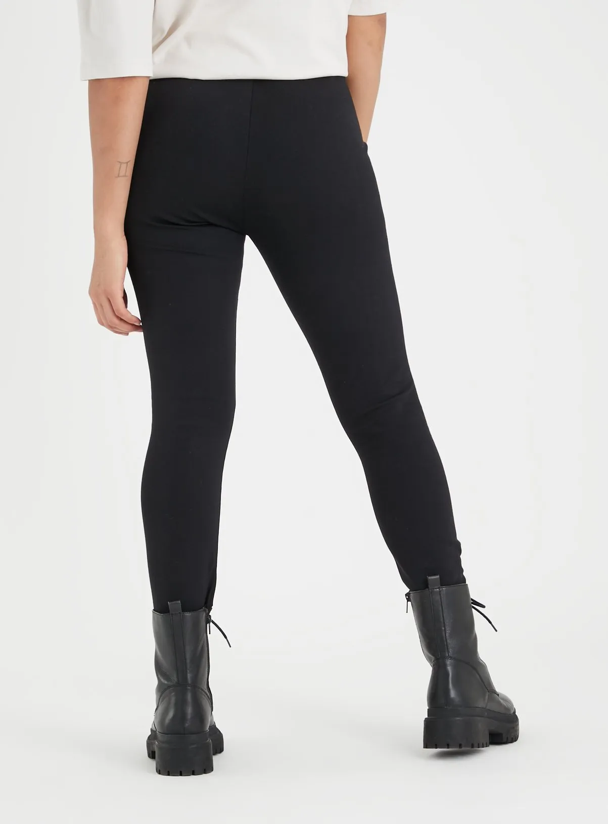 Purchase PETITE Black Ponte Pintuck Leggings Size 22 from Tu