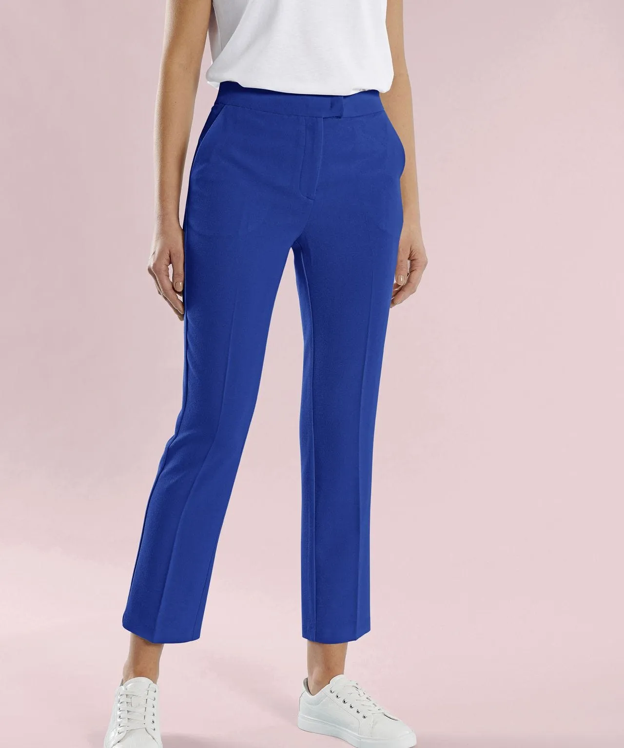 straight leg cropped trousers