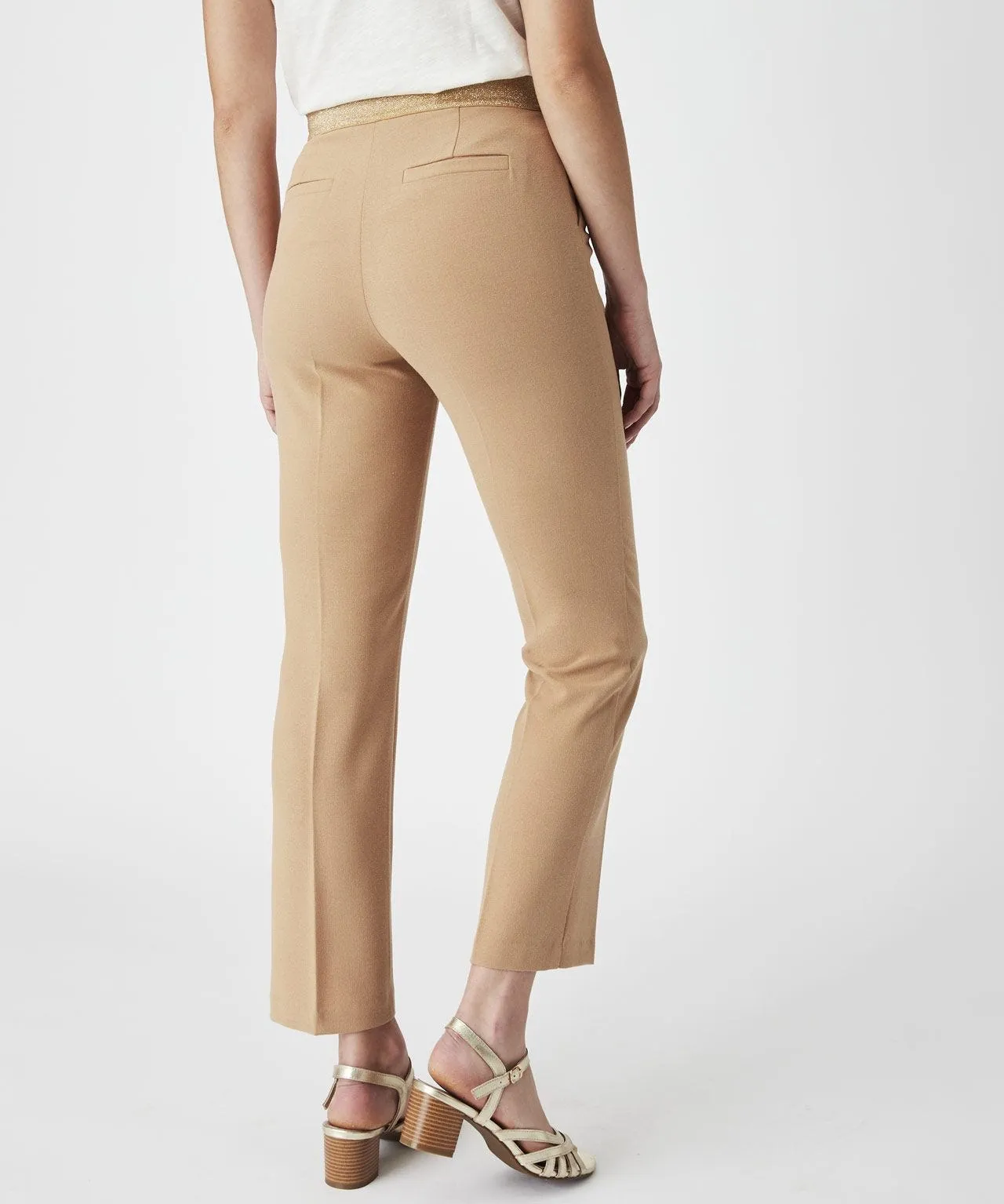 straight leg cropped trousers